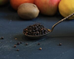 Schwarze Bio-Pfefferkörner, Kerne